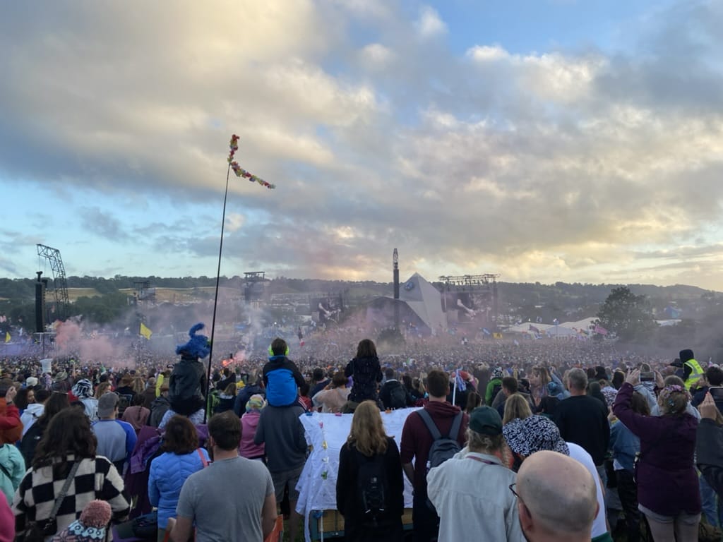 Glastonbury Pyramid Stage Packing List